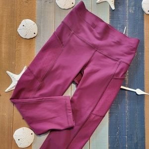 Lululemon pants mind over miles size 2 Activewear. Marvelous colour